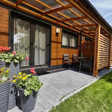 House Family Hotell Dąbki Eksteriør bilde
